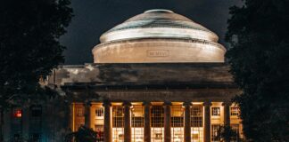 Wie Schnell Darf Ein Kraftfahrzeug Mit Schneeketten Höchstens Fahren?